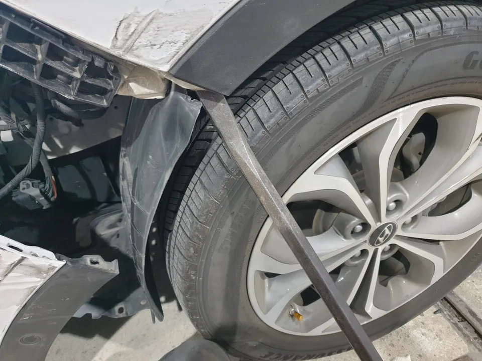 Hyundai Santa Fe DM body repair - Hyundai Santa Fe DM Body Repair & Painting Review — Perfect Resto photo 4