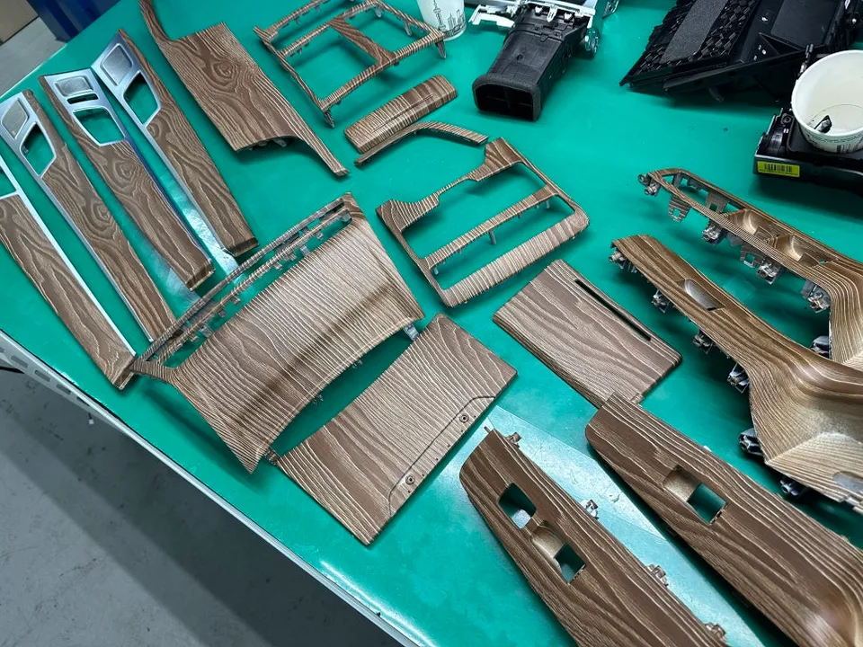 Genesis G80 Interior Customization: Cinnamon Oak Wood Hydrographi photo 19