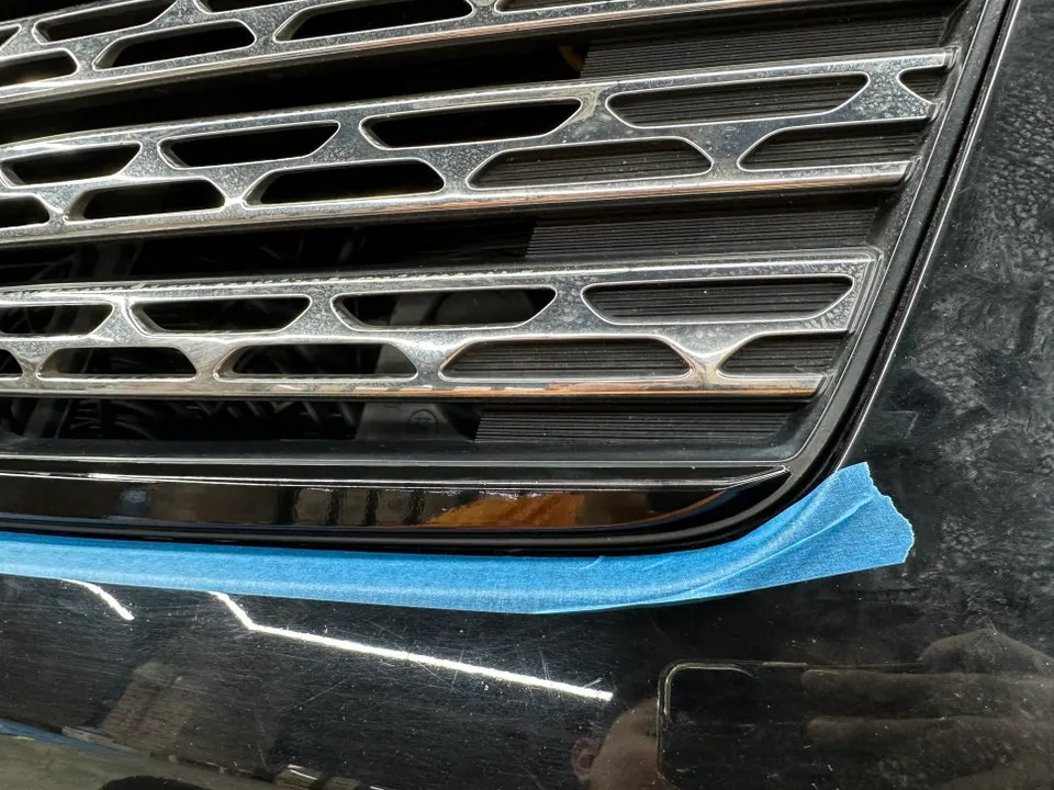Kia Mohave vinyl wrap - Kia Mohave Vinyl Wrap Review — Chrome Delete & Carbon Interior photo 6