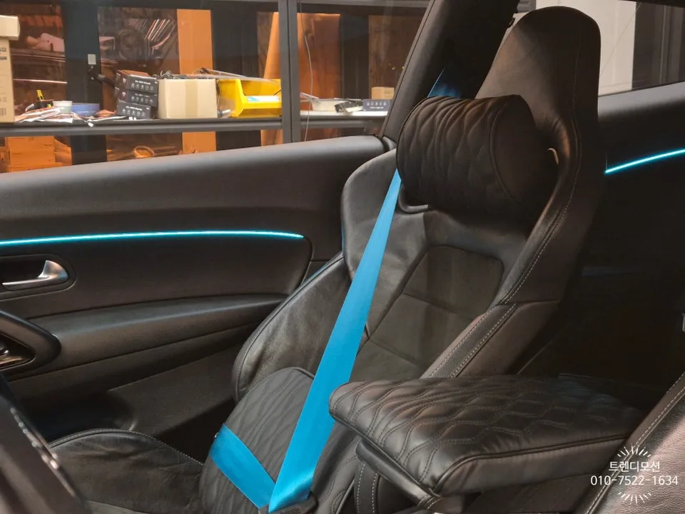 Volkswagen Scirocco ambient lighting - Volkswagen Scirocco Ambient Lighting Installation Review — Cost photo 5