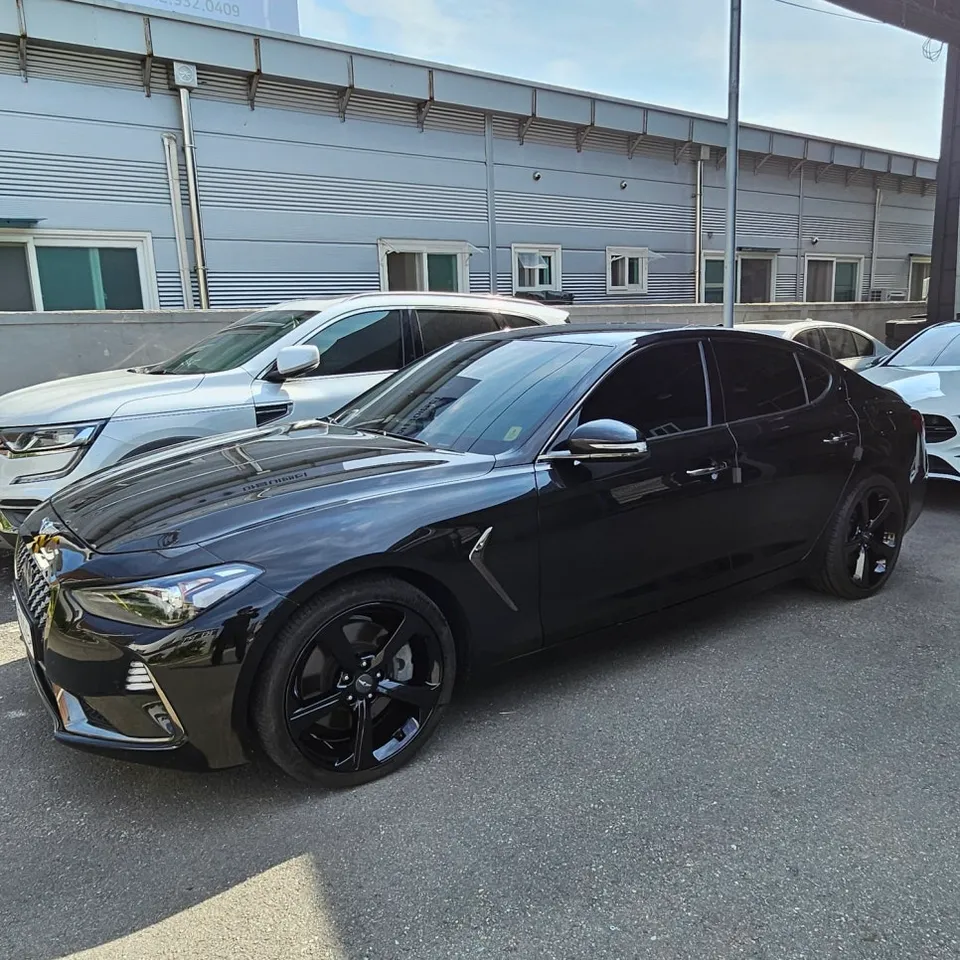 Genesis G70のホイールリペア・塗装事例 施工写真 2-2