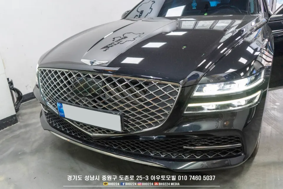 Genesis G80のドライブレコーダー取付事例 施工写真 2-1