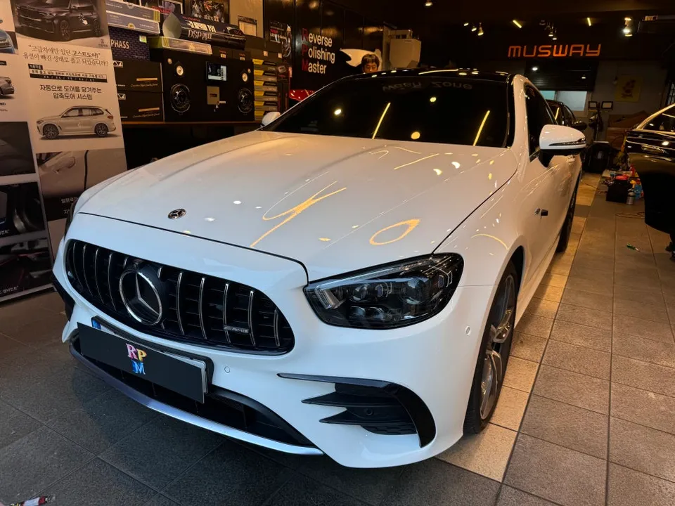 Mercedes-Benz E-Class W213 dash cam review