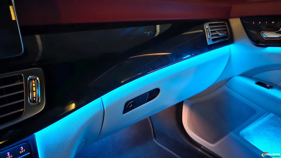 Mercedes-Benz CLS W218 ambient lighting - Mercedes-Benz CLS W218 Ambient Lighting Upgrade photo 5