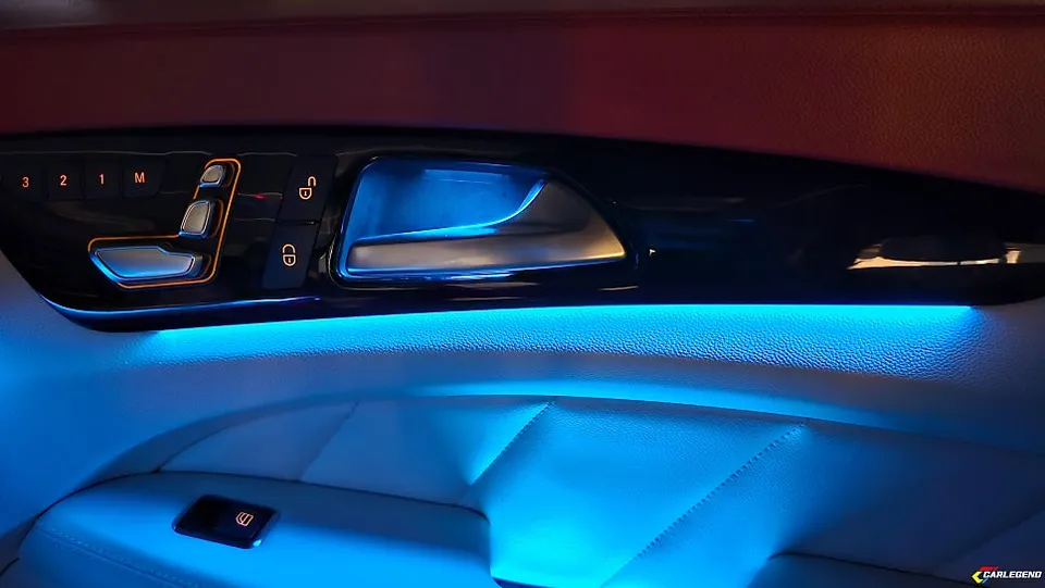 Mercedes-Benz CLS W218 ambient lighting - Mercedes-Benz CLS W218 Ambient Lighting Upgrade photo 6