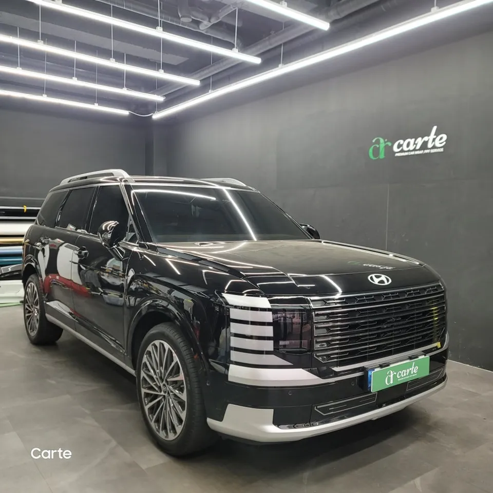 Hyundai Palisade LX3のカーラッピング事例|クローム除去で激変 施工写真 1-1