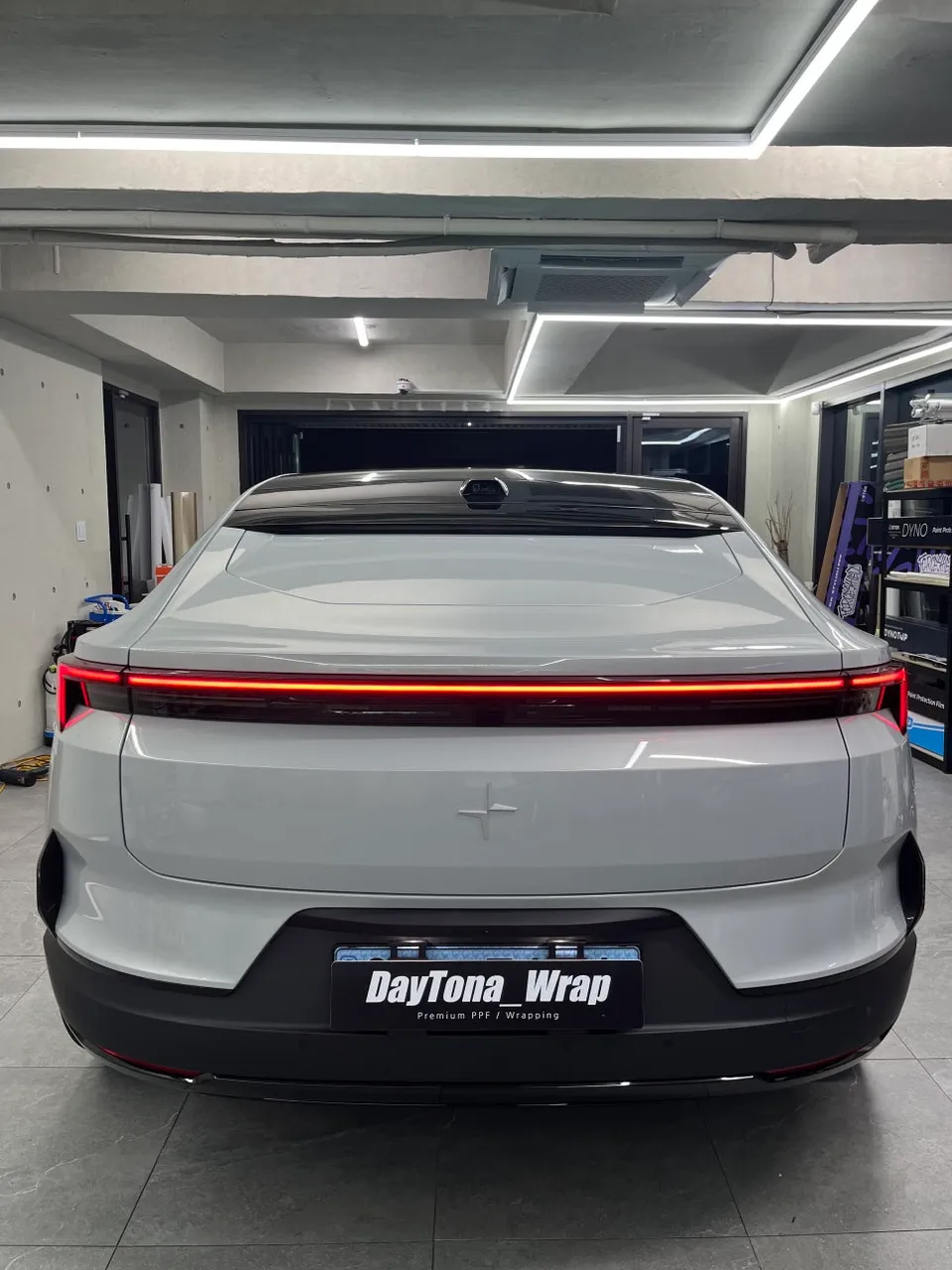 Polestar 4の無光PPF施工事例｜高級感と保護性能 施工写真 6
