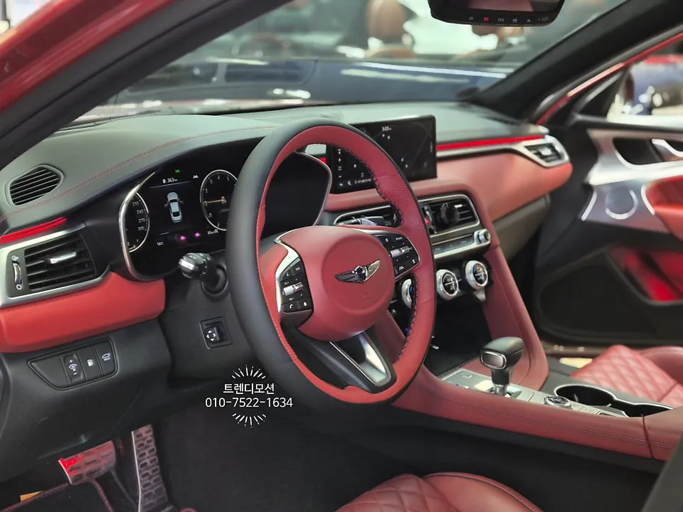 Genesis G70 steering wheel - Genesis G70 Steering Wheel Customization Review photo 4