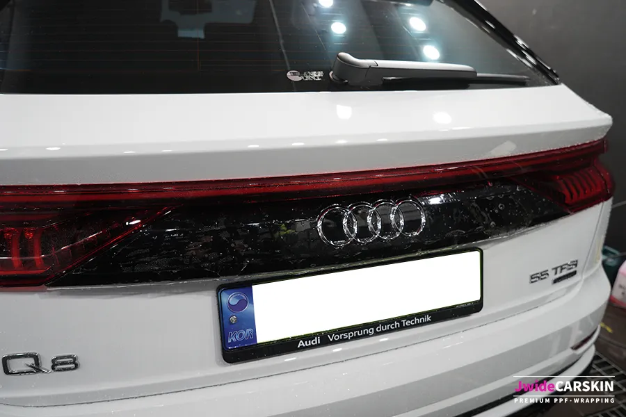 Audi Q8のPPF施工事例|費用目安と仕上がり 施工写真 2-2