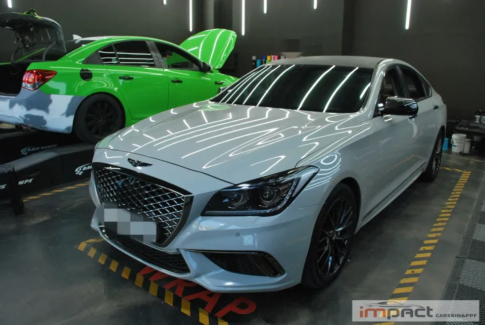 Genesis G80 DH vinyl wrap - Genesis G80 DH Vinyl Wrap Review: Black Gloss Roof photo 4