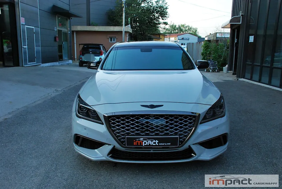 Genesis G80 DHのカーラッピング事例 施工写真 2-2