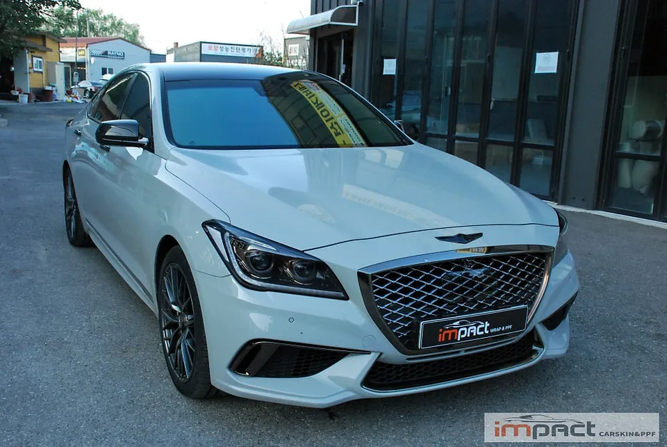 Genesis G80 DHのカーラッピング事例 施工写真 3-2