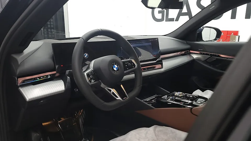 BMW 5 SeriesのPPF施工事例｜費用目安と仕上がり 施工写真 2-2