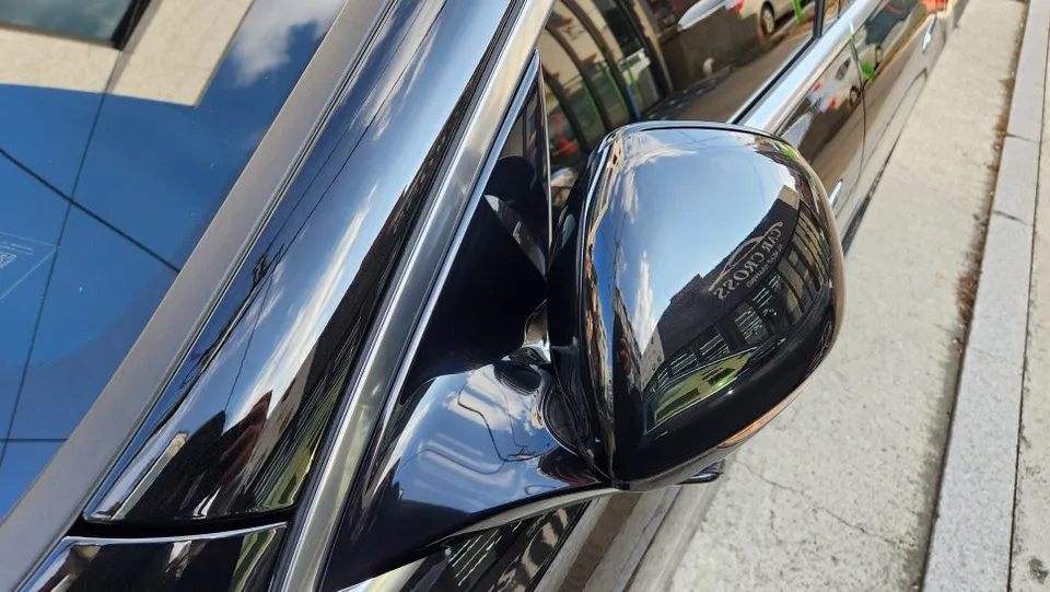 Mercedes-Benz Eクラス W213 PPF施工事例｜費用目安と仕上がり 施工写真 2-3