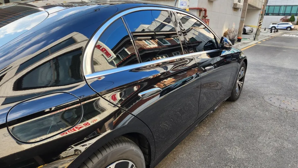 Mercedes-Benz Eクラス W213 PPF施工事例｜費用目安と仕上がり 施工写真 3-3