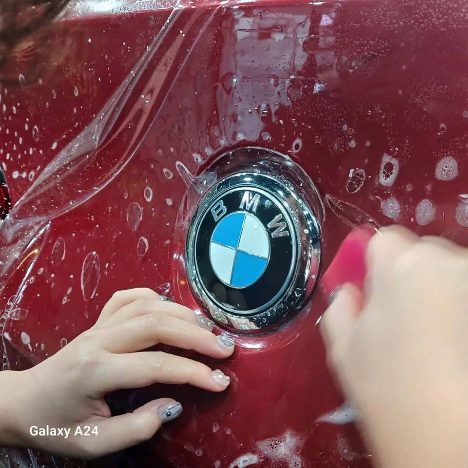 BMW X4のPPF施工事例|費用目安と仕上がり 施工写真 4-1