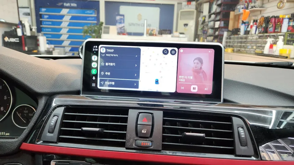 BMW 4 SeriesのAndroid Auto・CarPlay取付事例 施工写真 2-2