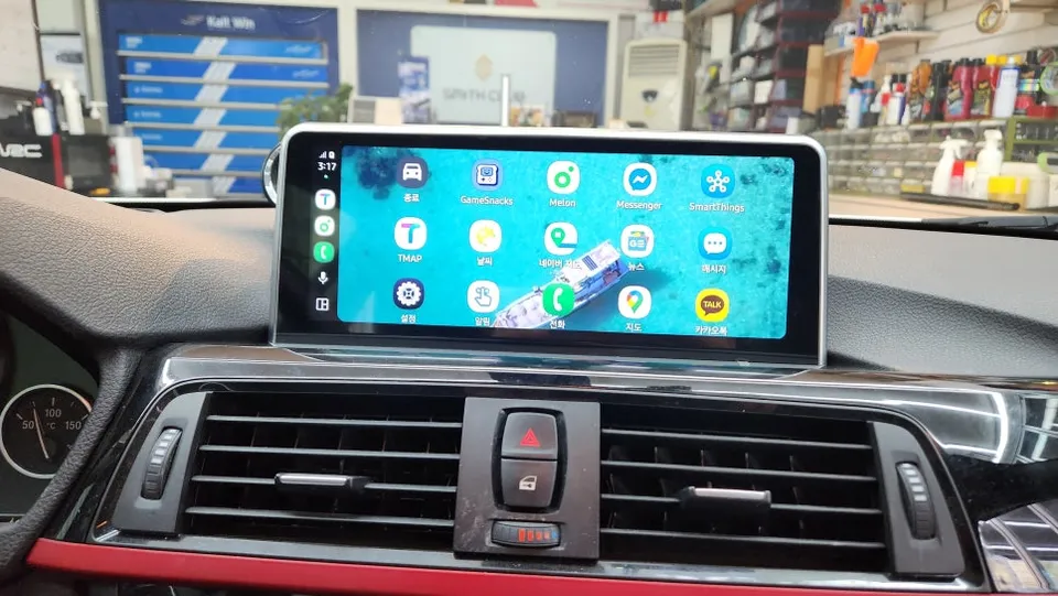 BMW 4 SeriesのAndroid Auto・CarPlay取付事例 施工写真 3-2