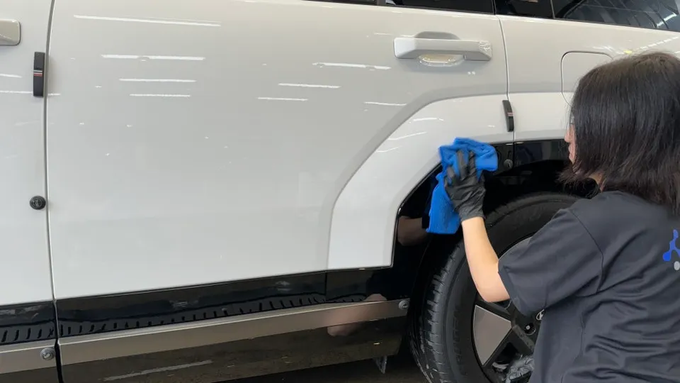 Hyundai Santa Fe ceramic coating - Hyundai Santa Fe Ceramic Coating Review — Enhanced Shine & Protec photo 4