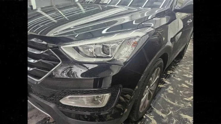 Hyundai Santa Feのガラスコーティング事例｜費用目安・仕上がり 写真