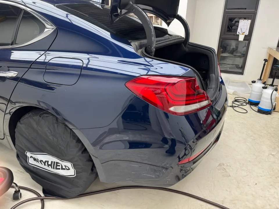 Genesis G70 PPF施工事例|費用目安と仕上がり 施工写真 2-3