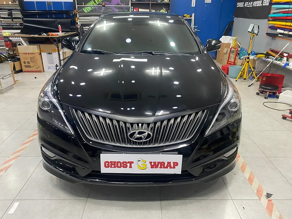 Hyundai Grandeur HG vinyl wrap - Hyundai Grandeur HG Vinyl Wrap Review: Cost & Results photo 5