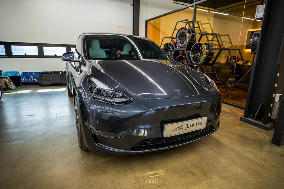 Tesla Model Y seat ventilation review