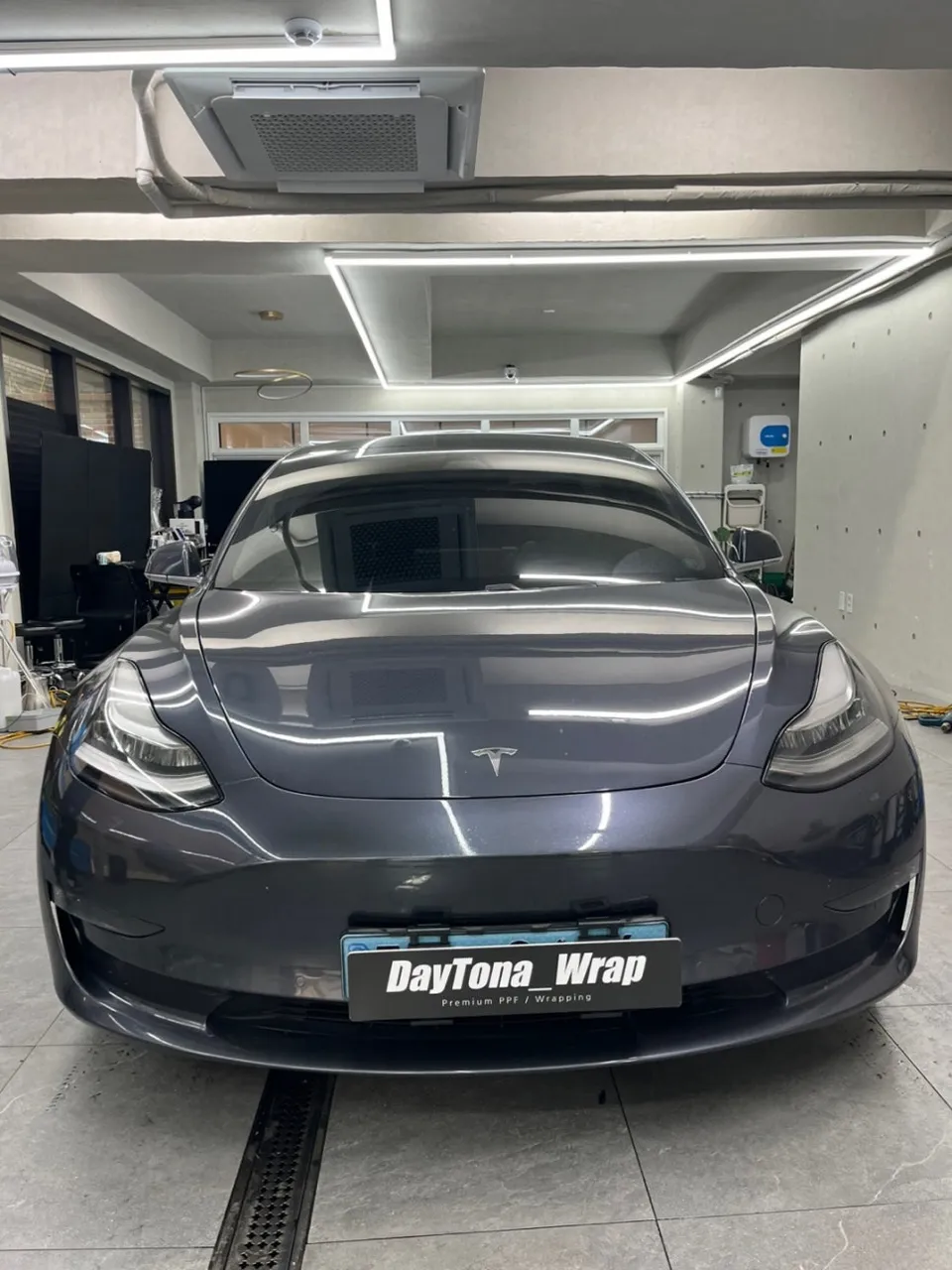 Tesla Model 3 chrome delete - Tesla Model 3 Chrome Delete Review — Sleek Blackout Trim photo 3