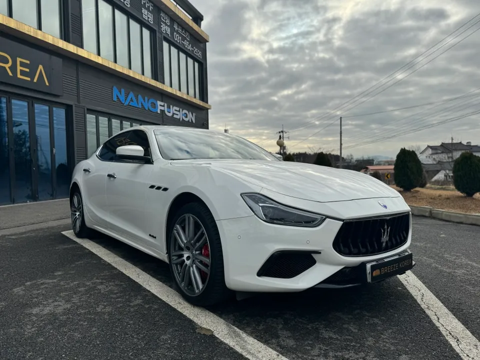 Maserati Ghibli ppf - Maserati Ghibli PPF Roof Wrap Review — Cost & Results photo 4