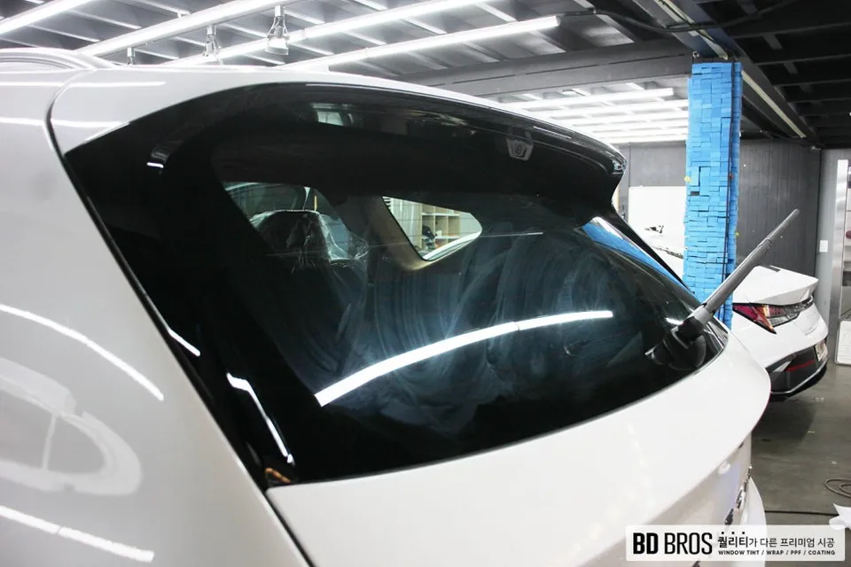 Hyundai GV80 window tinting - Hyundai GV80 Window Tinting Review — Cost & Heat Rejection photo 3