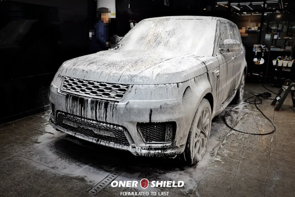 レンジローバー スポーツのガラスコーティング事例|韓国での施工 施工写真 2-2