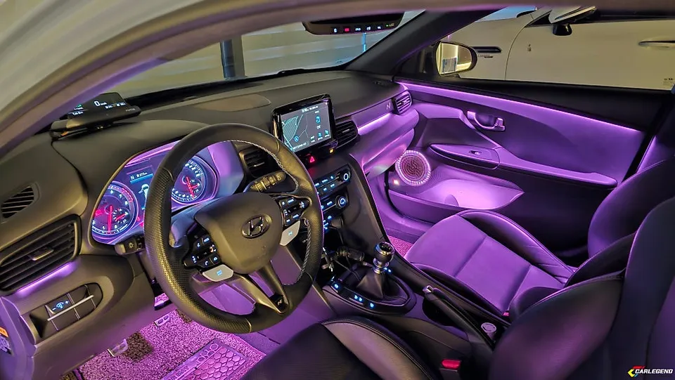 Hyundai Veloster ambient lighting - Hyundai Veloster Ambient Lighting Review - Custom Molding photo 3
