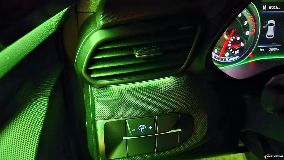 Hyundai Veloster ambient lighting - Hyundai Veloster Ambient Lighting Review - Custom Molding photo 8