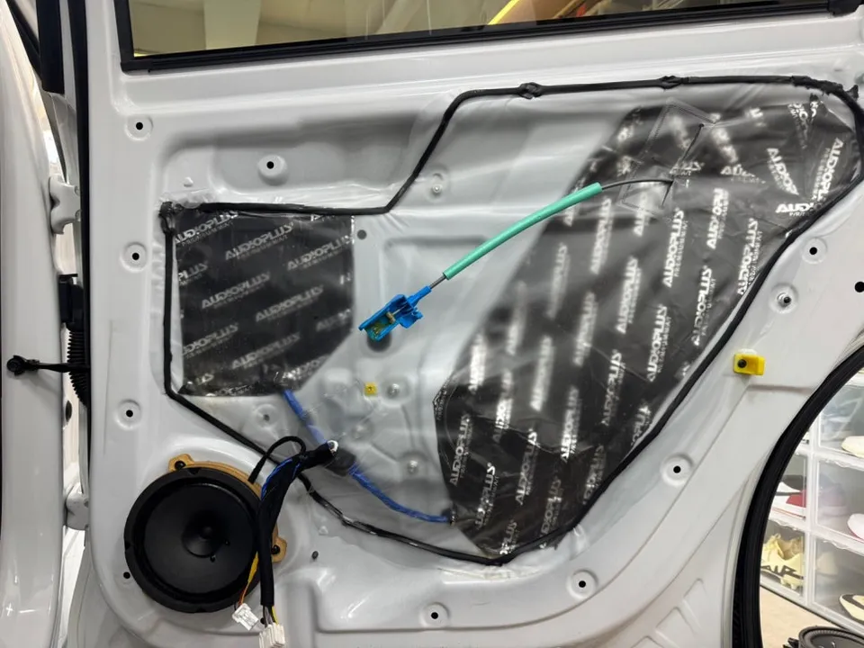 Hyundai IONIQ car audio - Hyundai IONIQ 5 Sound Tuning & Custom Tuning Twitter Resin Moldin photo 4