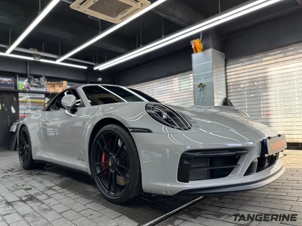 ポルシェ 911 992のPPF施工事例|費用目安・仕上がり 施工写真 2-1