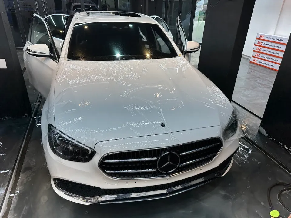 Mercedes-Benz Eクラス PPF施工事例|費用目安と仕上がり 施工写真 2-2
