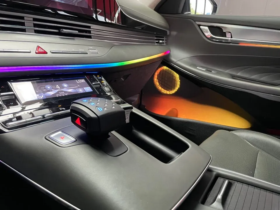 Hyundai Azera ambient lighting - Hyundai Azera Ambient Lighting Review: Before & After photo 4