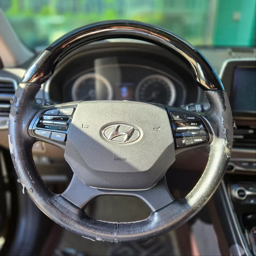 Hyundai Grandeur IG steering wheel - Hyundai Grandeur IG Steering Wheel Customization Review photo 5