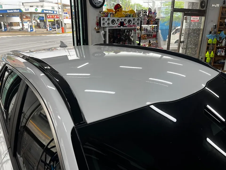 Kia Niro ppf - Kia Niro PPF Roof Wrap Review — Before & After photo 3