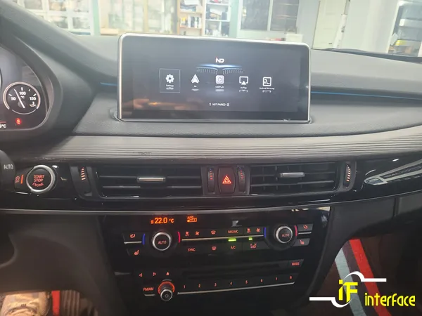 BMW X5 F15のAndroid Auto・CarPlay取付事例 写真