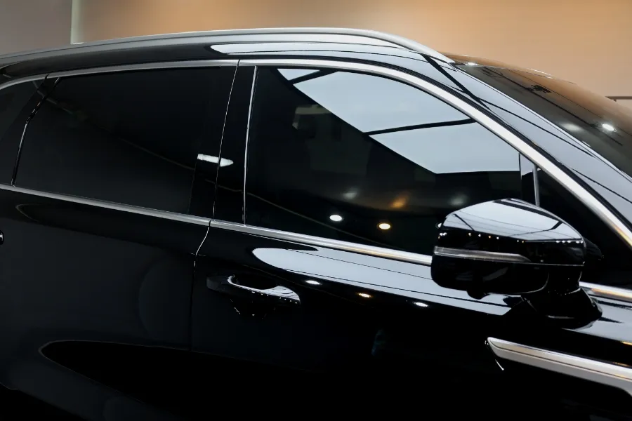 Kia Sorento PPF施工事例｜費用目安と仕上がり 施工写真 1-2