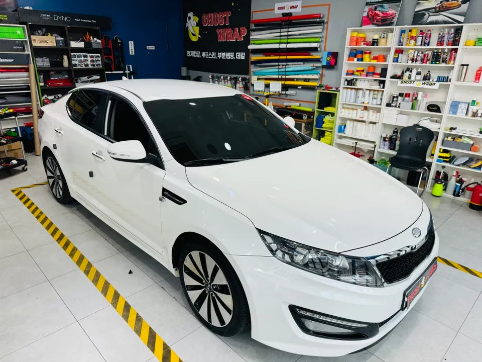 Kia K5のカーラッピング事例|費用目安・仕上がり 施工写真 3-1