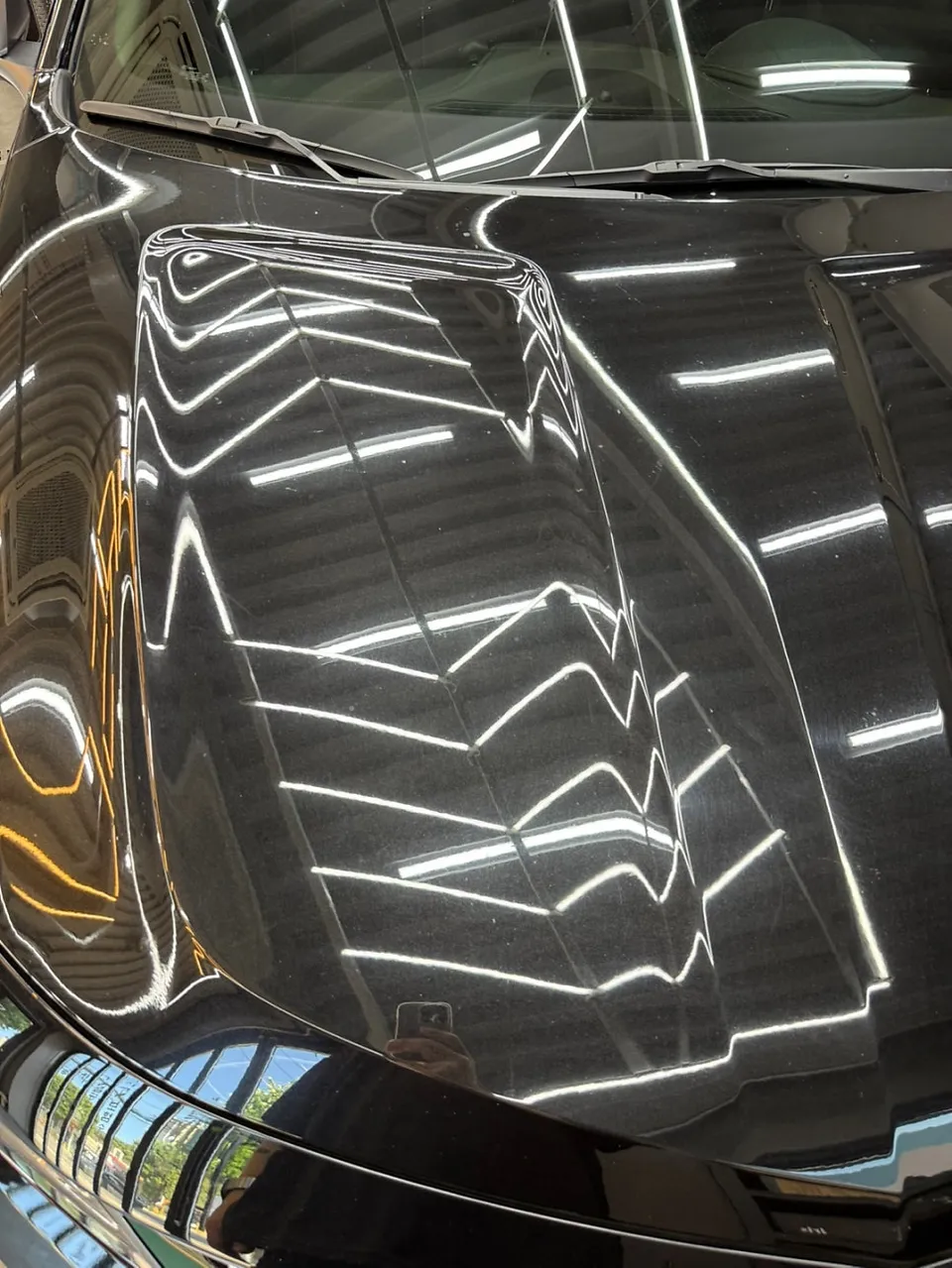 Chevrolet Impalaのガラスコーティング事例 施工写真 4-1
