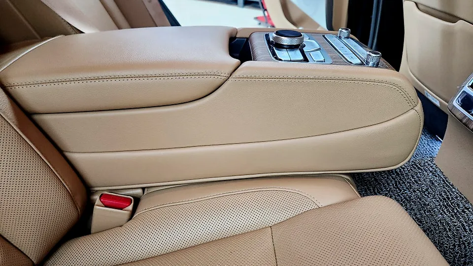 Kia K900 seat ventilation - Kia K900 Seat Ventilation & Heating Upgrade Review photo 4
