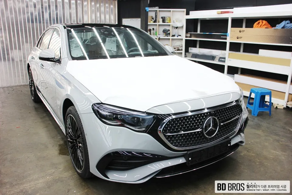 Mercedes-Benz E-Class W213 New Car Package Review Before