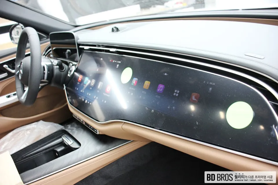 Mercedes-Benz E-Class W213 new car package - Mercedes-Benz E-Class W213 New Car Package Review photo 4