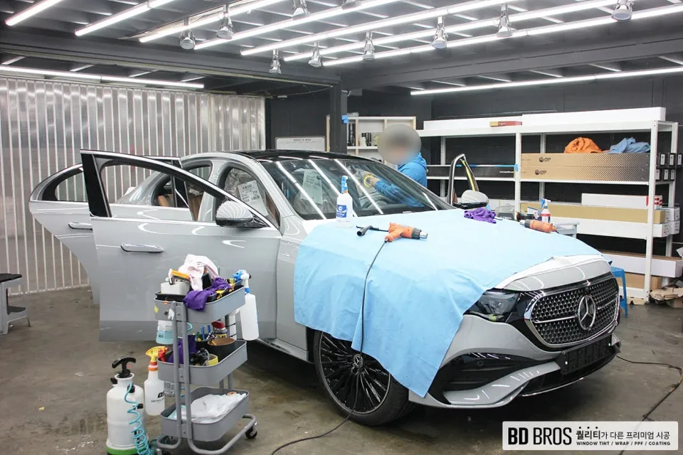 Mercedes-Benz E-Class W213 New Car Package Review photo 12