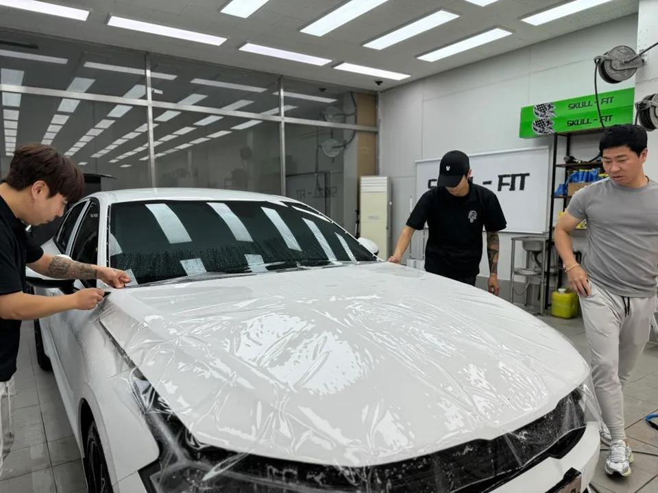 Kia K5のPPF施工事例|費用目安と仕上がり 施工写真 1-2