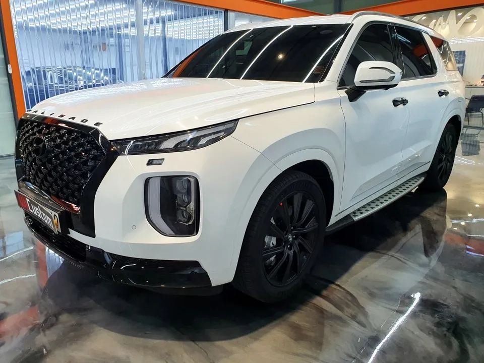 Hyundai Palisade Vinyl Wrap Review — Black Chrome Delete photo 2