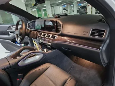 Mercedes-Benz GLE W167 ambient lighting - Mercedes-Benz GLE Ambient Lighting Install — Incheon Review photo 3